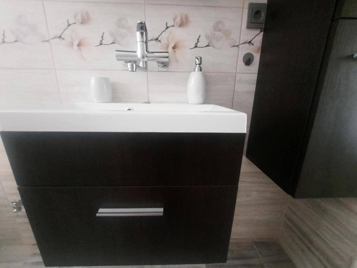 Apartman Sandra Valtice Extérieur photo